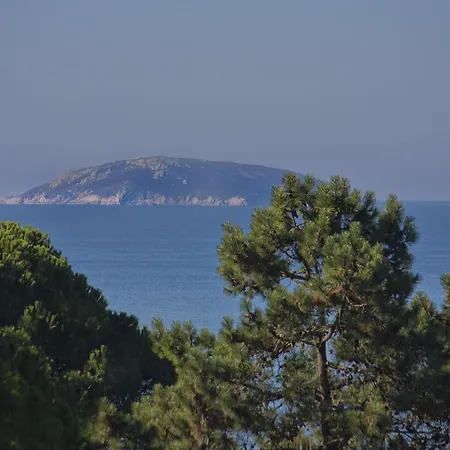 Apartamento De Uso Turistico Fontina - Playa Montalvo - Sanxenx0 -pontevedra *